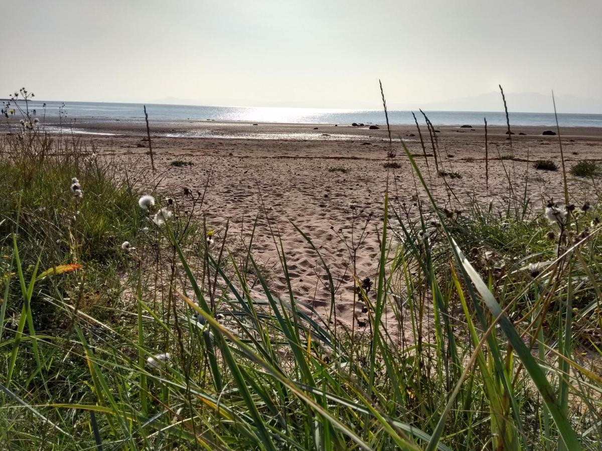 Cleeves Cabins Ailsa Luxury Lodge With Hot Tub Dalry  Екстер'єр фото